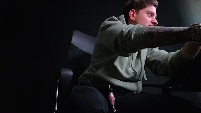 Živý XXX chat FelixStarkk