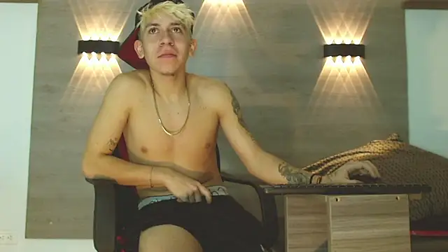 Chat +18 de Gaeliitto ao vivo