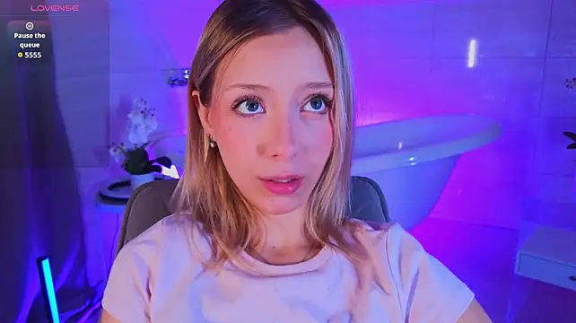 Chatroom XXX en direct de bowbb