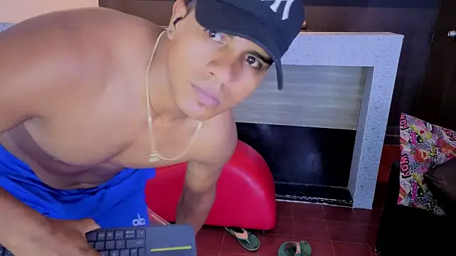 Hunter_master – Naživo XXX chat