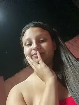 julia_moreira Adlı Modelin Canlı XXX Sohbeti