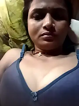 Chat +18 de Mahi_902 ao vivo