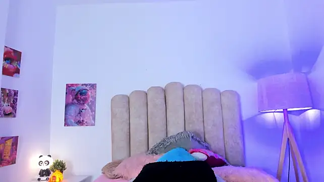 victoria_rodhe Adlı Modelin Canlı XXX Sohbeti