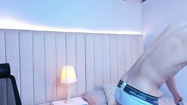 JustPhantom XXX чат на живо