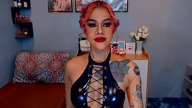 StellaStrong30 Adlı Modelin Canlı XXX Sohbeti
