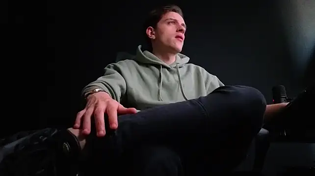 FelixStarkk: απευθείας συνομιλία ΧΧΧ