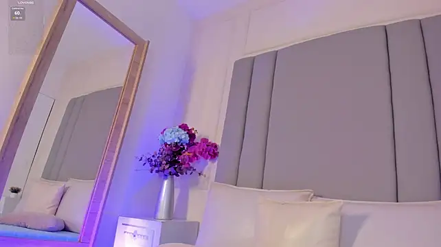 Elliot_Walker live XXX chat