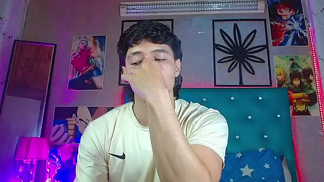 LiamAndrewzz Webcam Show