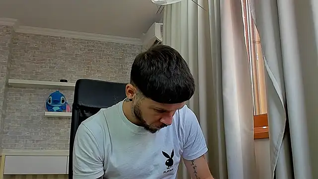 JonahShawn Live XXX chat