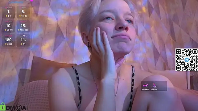 Michelle_Blond Obrolan Langsung XXX