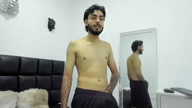 XXX chat uživo modela dashmonroe