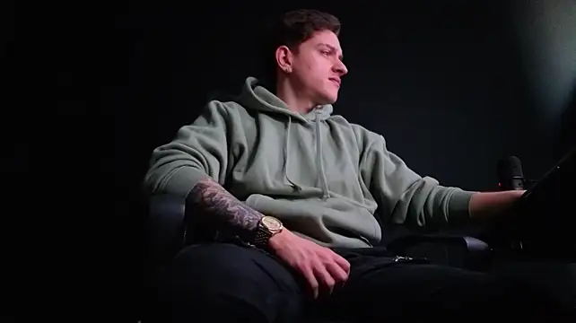 FelixStarkk Chat XXX live