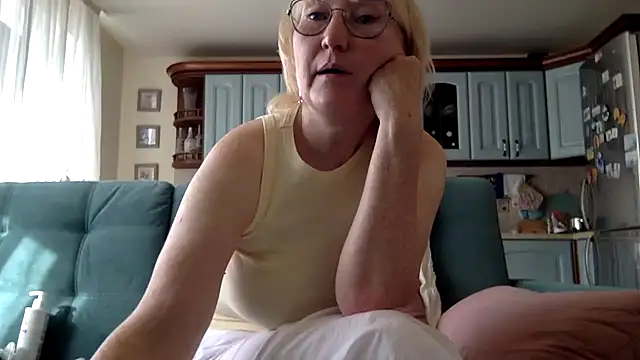 Zeyona's Live XXX Chat