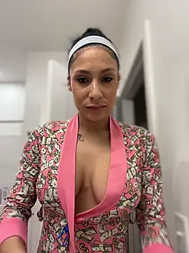 Chat +18 de FerrariFrench ao vivo
