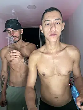 Derek_master XXX чат на живо
