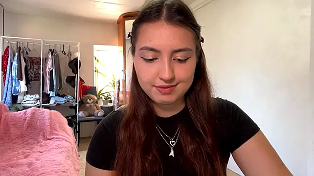 Soremi Live XXX Chat