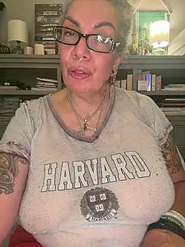 dieseldame1313 Live XXX-Chat