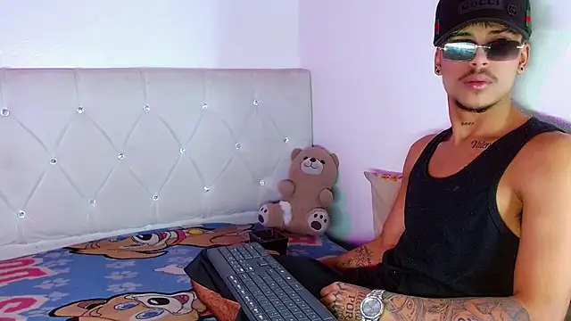 دردشة Angel_foxc13 الجنسية المباشرة