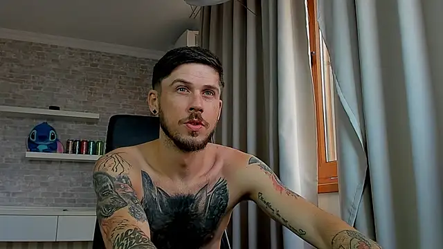 Czat XXX na żywo – JonahShaw