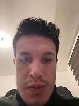 robmor21 Chat XXX live