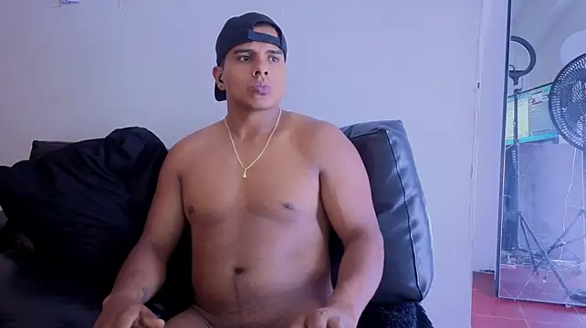 Hunter_master Live XXX Chat