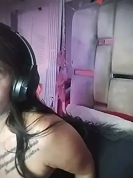 chelaqueen_'s Live XXX Chat