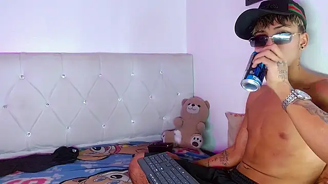 Chatroom XXX en direct de Angel_foxc13