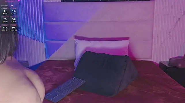 emmajohnss 라이브 XXX 채팅