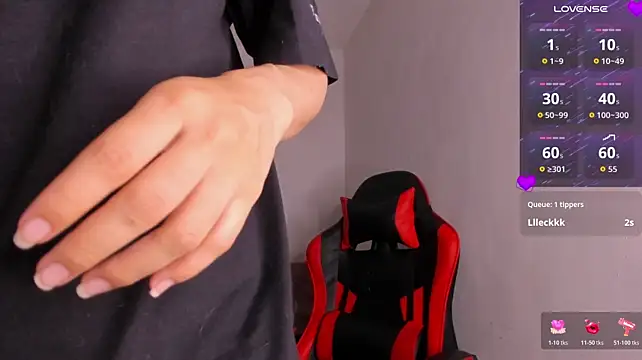Živý XXX chat EllieCarter_