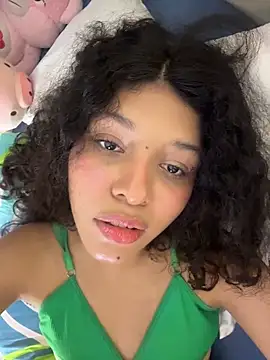 Chat XXX ao vivo de Sophiemoo_