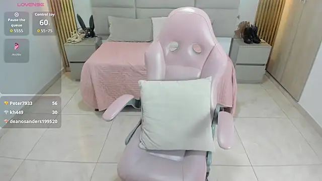 XXX chat uživo modela Zuleika_slim