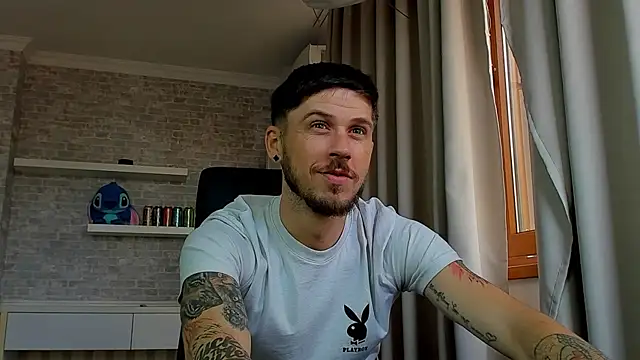Chat XXX ao vivo de JonahShaw