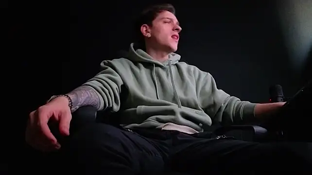 FelixStarkk élő XXX-chatje
