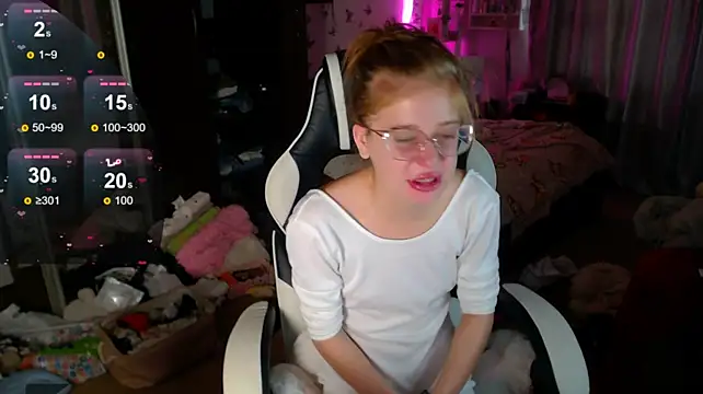 Chat +18 de Kira_honeyy ao vivo
