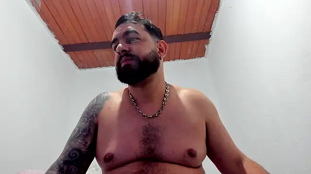 Chat XXX ao vivo de Ethan_Castellano