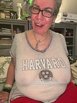 dieseldame1313's Live XXX Chat