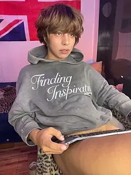 Aronn_44 라이브 XXX 채팅