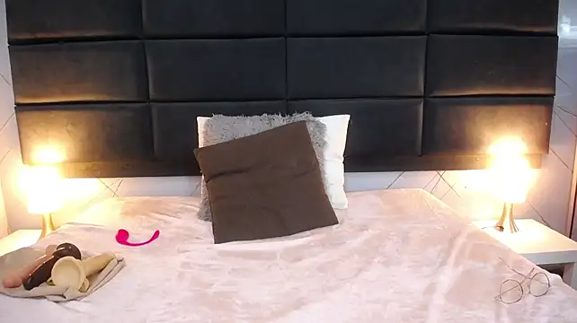 XXX chat uživo modela TaraBlack