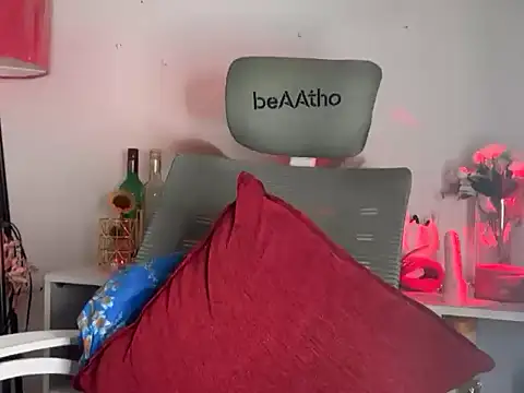 Živý XXX chat Miss_lilly_69