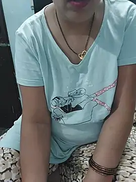 XXX chat uživo modela Poojabhabi101