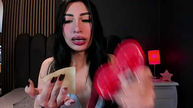 Nicolette_ks_'s Live XXX Chat