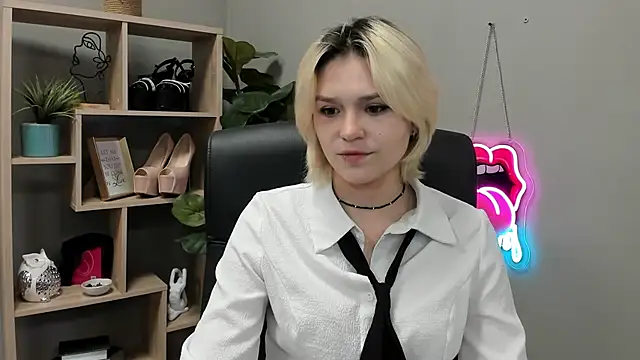 Chat XXX en directo de SweetLilyxo