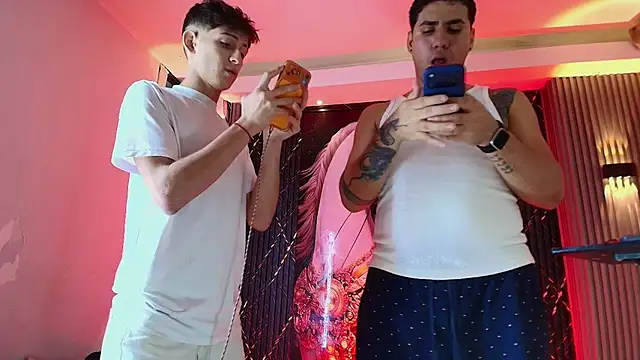 The_Boy_King_ 라이브 XXX 채팅