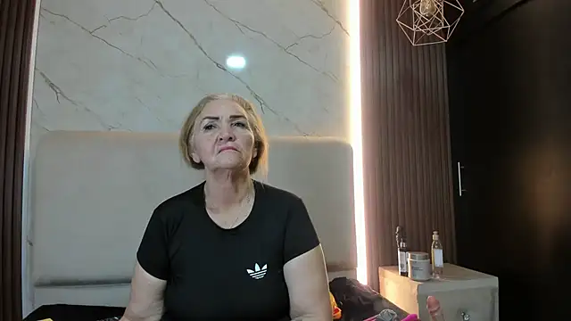 queenstarhy Live XXX-chat