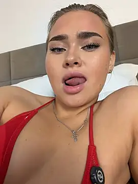 Chat XXX en directo de MonicaWestt