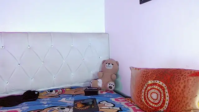 دردشة Angel_foxc13 الجنسية المباشرة