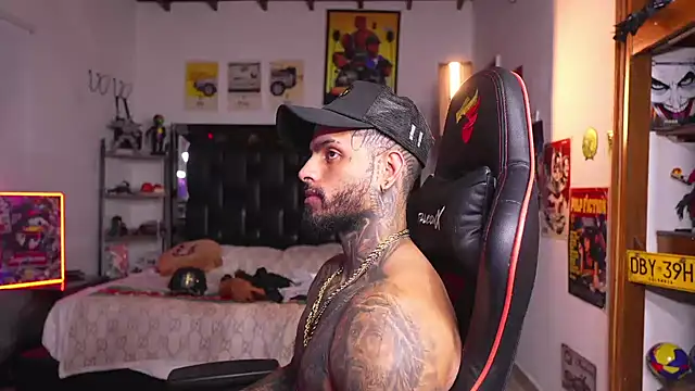 Chat +18 de logan_hugh8 ao vivo