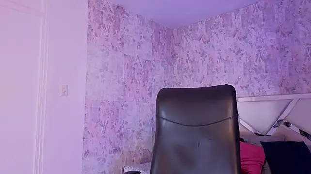 Chat XXX ao vivo de benny_wilson