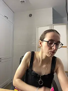 MartiniiSelenna 라이브 XXX 채팅
