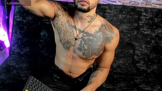 Seth_Owner Live XXX Chat